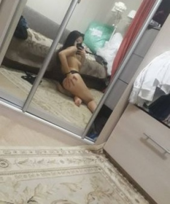 Позволь себе окунуться в мир незабываемых наслаждений со мной. Я создам атмосферу полного релакса и комфорта. Мои услуги нацелены на удовлетворение твоих самых сокровенных желаний. Будь уверен, мы проведем время, о котором ты давно мечтал 😏. Я обладательница красивых изюминок и ухоженного тела, о чем говорят мои довольные клиенты. Встречи со мной - это настоящий праздник наслаждений! Фото - мои, не ретушированные, так что ты точно узнаешь меня. Жду звонка, чтобы сделать твои фантазии реальностью. Когда увидишь меня, ты захочешь еще и еще... Не забудь, я живу в Москве, поэтому лови момент и приезжай в гости ко мне в Москву, милый 😘. Татьяна