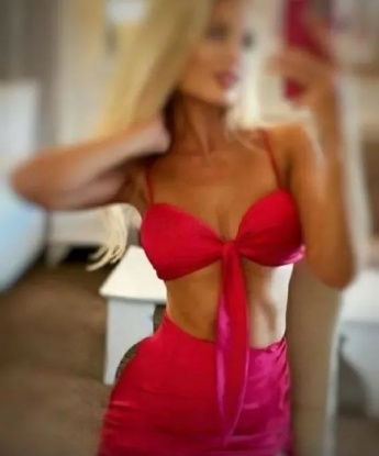 💋🔥 У меня есть все для того, чтобы сделать нашу встречу незабываемой – обворожительная внешность, умение слушать и прекрасное чувство юмора.
Мои услуги включают классический секс, оральные ласки и многое другое. Я всегда открыта для новых экспериментов и готова удовлетворить тебя во всех отношениях. Отличные отзывы подтверждают мою профессиональность и умение доставлять удовольствие.
Мое фото настоящее, что ты можешь проверить при личной встрече. Жду тебя в Москве для незабываемого времяпрепровождения. 🌃💫 Марина
